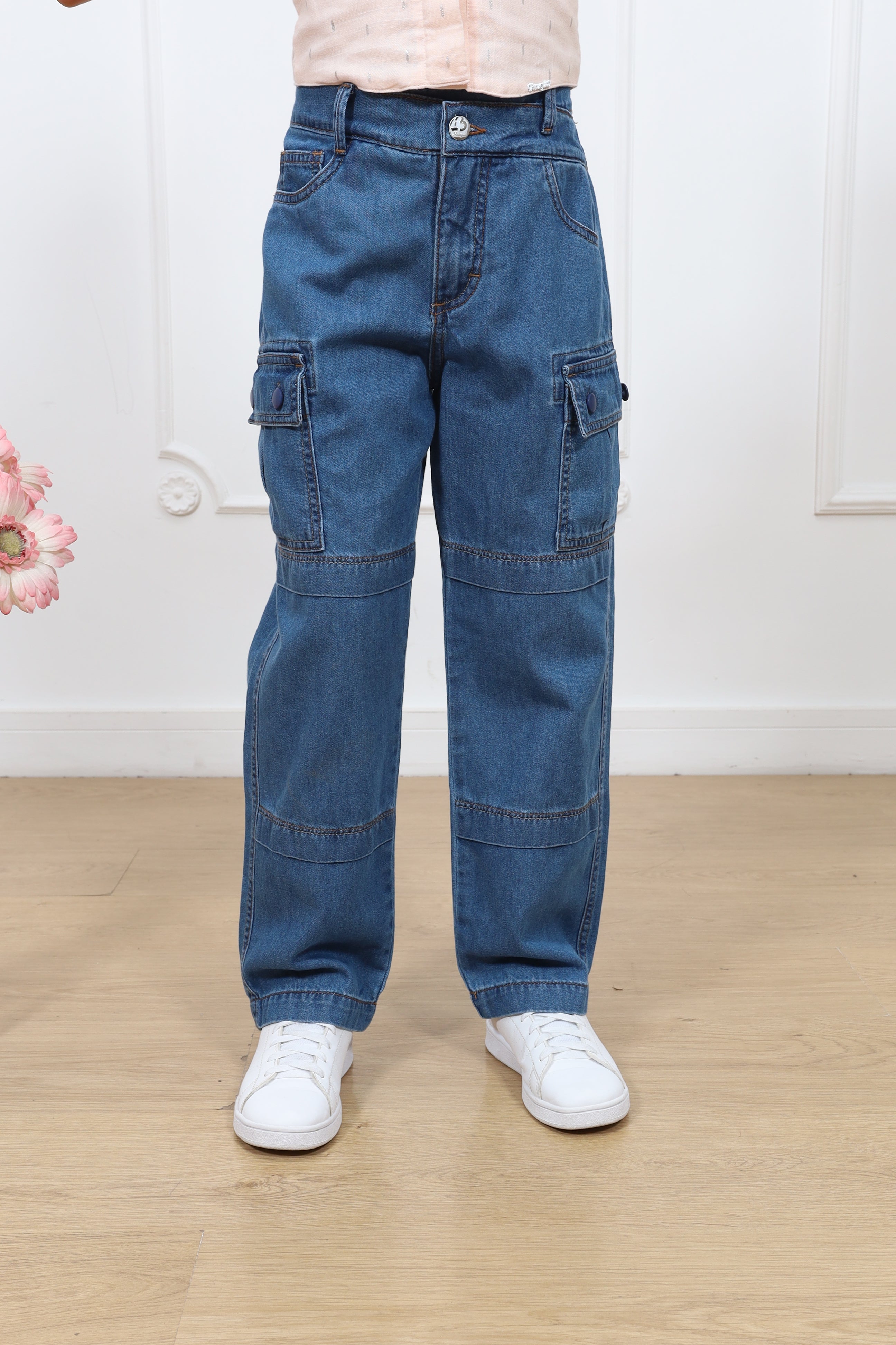 Pantalon denim recto cargo Magaly