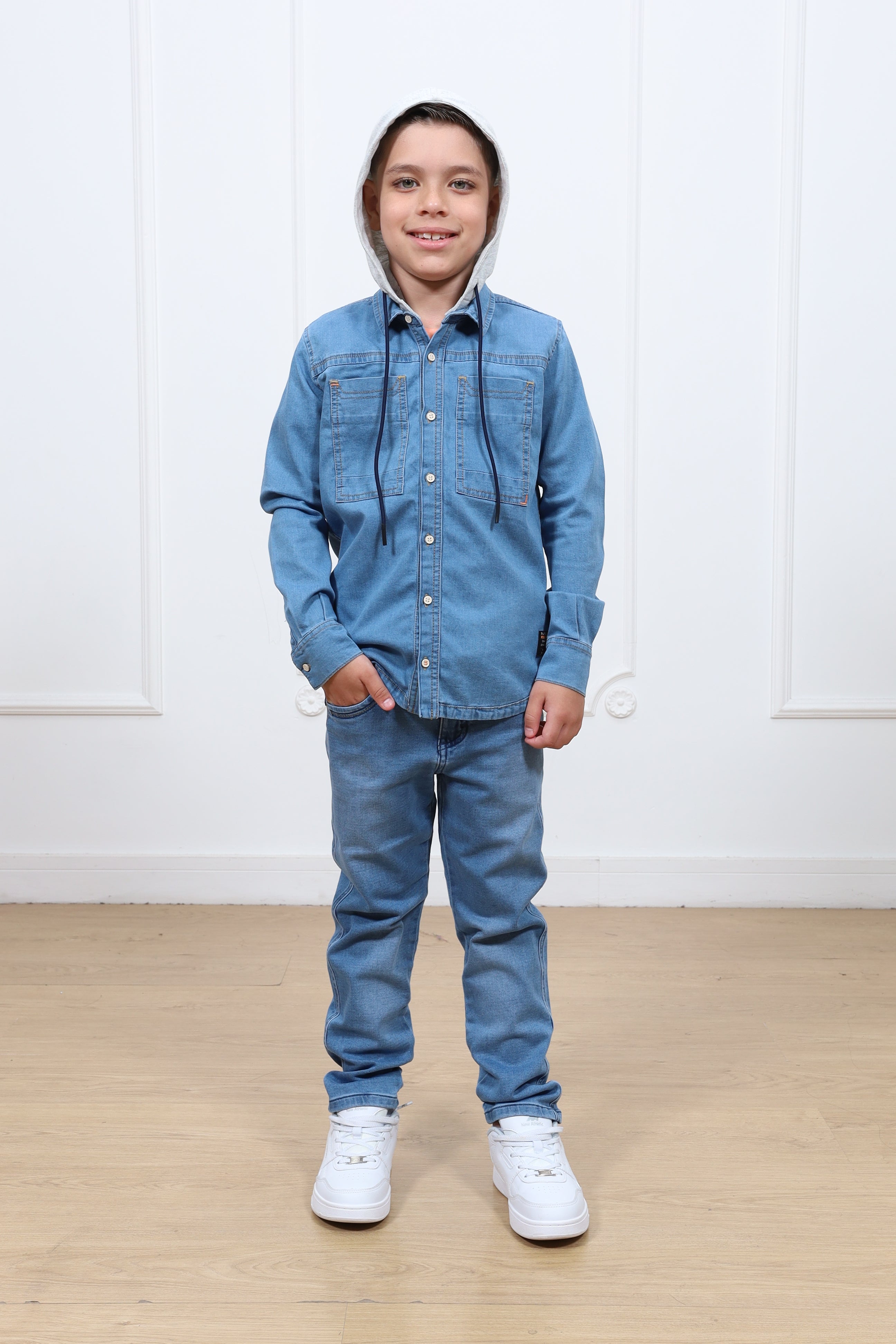 SobreCamisa denim Arthur manga larga con capucha clasic